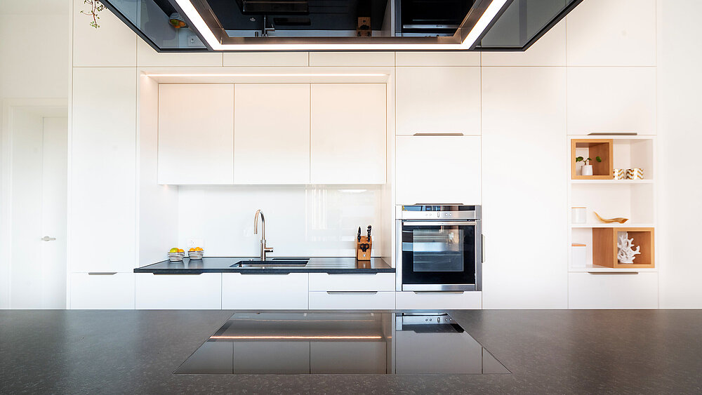 Küche, modern, schwarz, weiß, Innenausbau