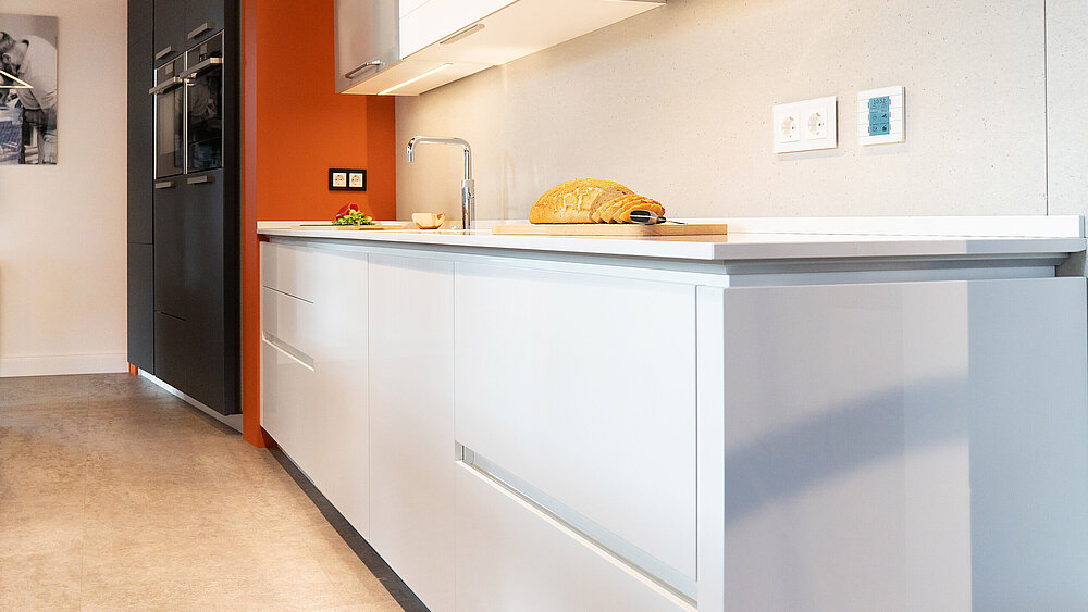 Küche, modern, orange, Innenausbau