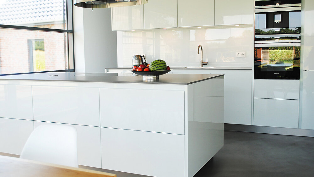 Küche, modern, hochglanz, weiß, Innenausbau, Tischler