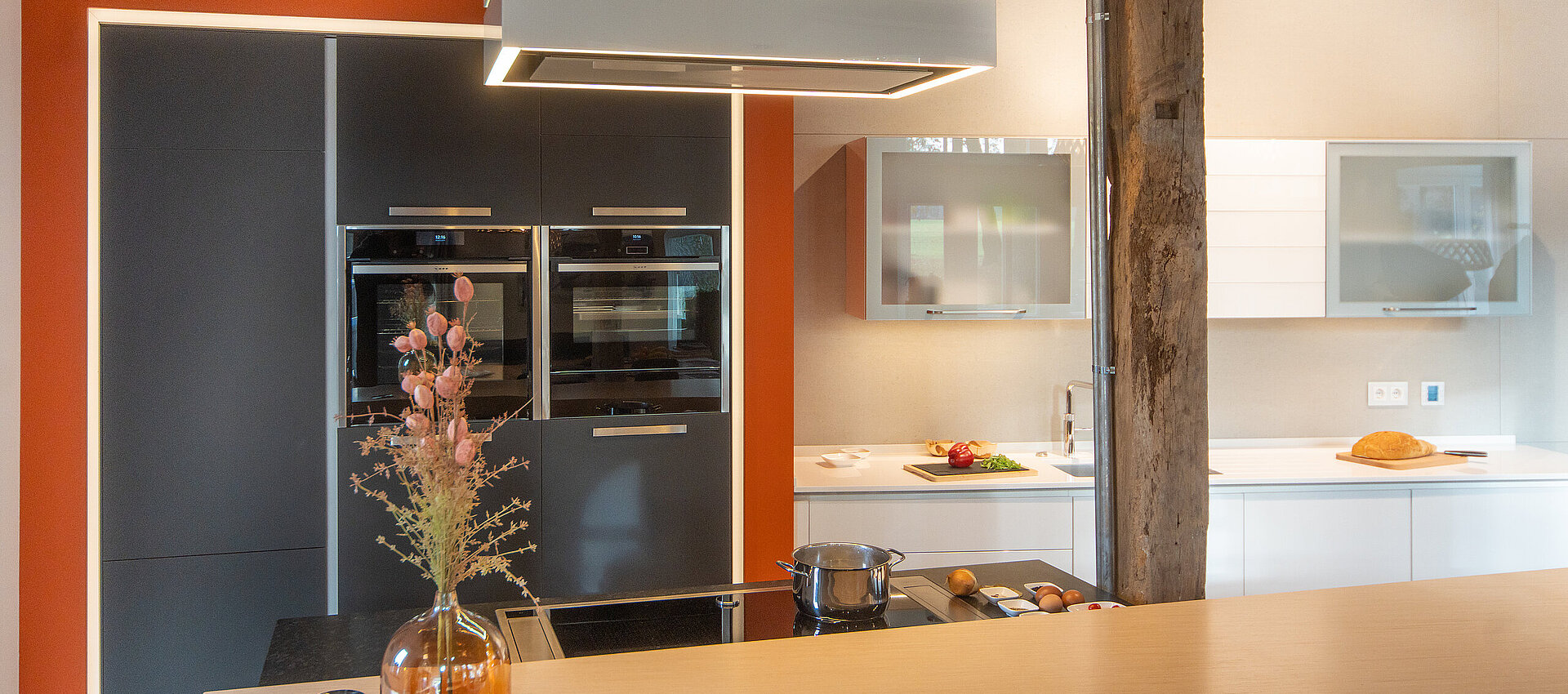 Küche, modern, orange, Innenausbau