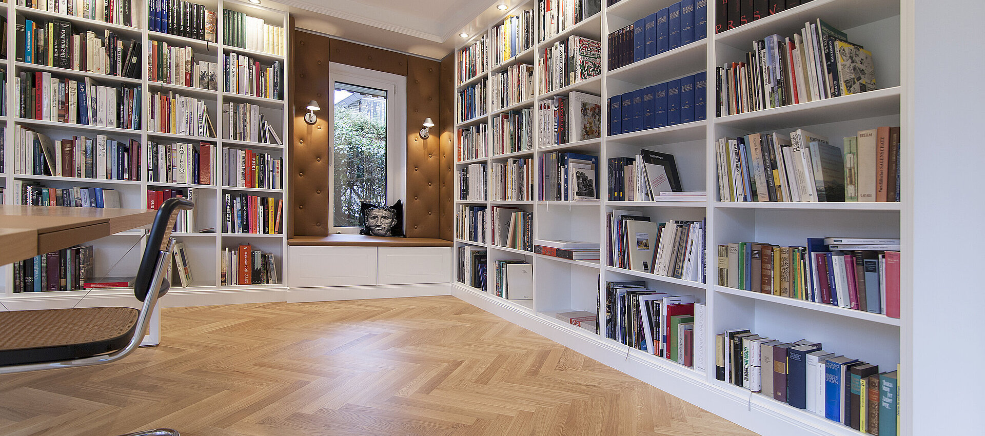 Villa, Bibliothek, Innenausbau, Tischlerarbeiten
