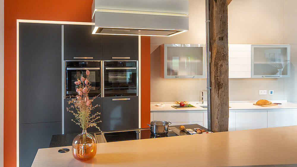Küche, modern, orange, Innenausbau